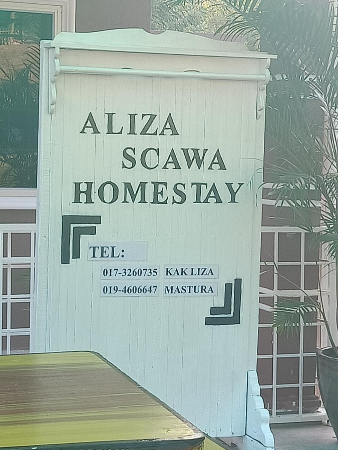 Aliza Scawa Homestay Куала-Піла Екстер'єр фото